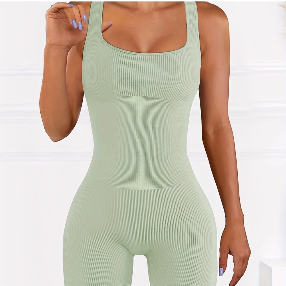 Sage Green Seamless Ribbed Romper Size Large